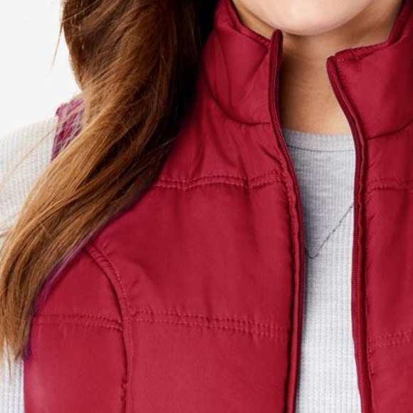 NWT 14/16 Puffer vest, red - Picture 6 of 8